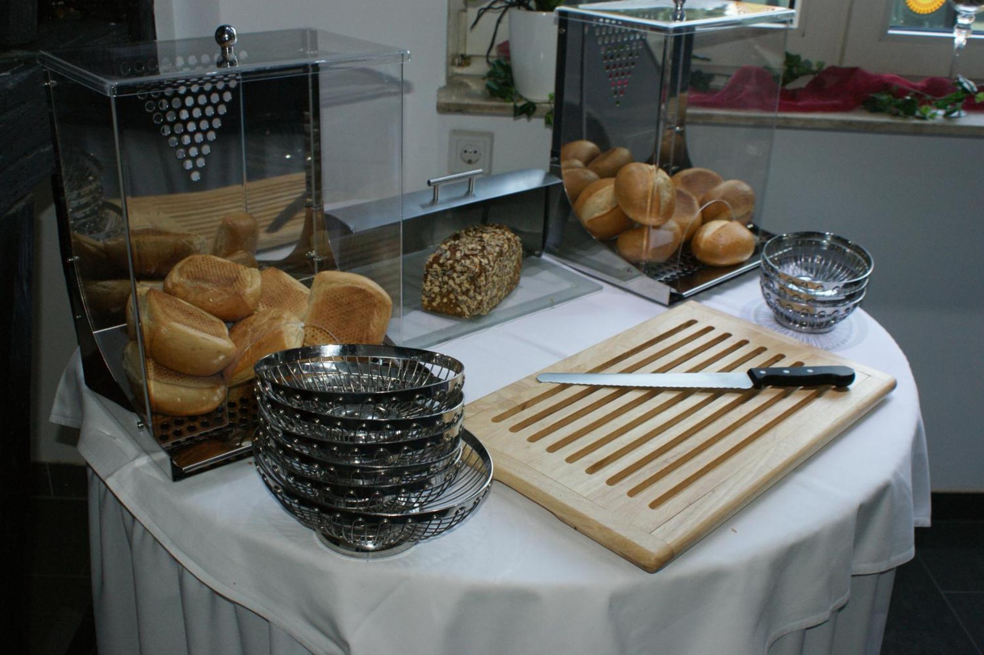 Hotel Am Rosenplatz,24 Stunden Check In, Kostenfreie Parkplaetze Brechtorf ห้อง รูปภาพ